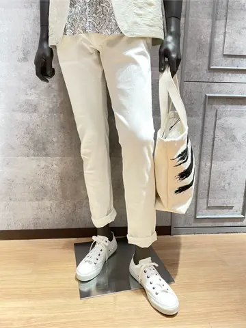 JOSEPH ABBOUD 東　 コーディネート画像