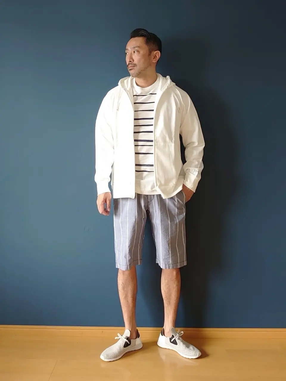 JOSEPH ABBOUD 安東 コーディネート画像