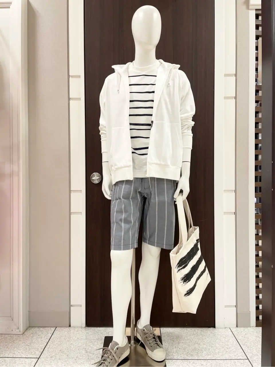 JOSEPH ABBOUD 松山 コーディネート画像