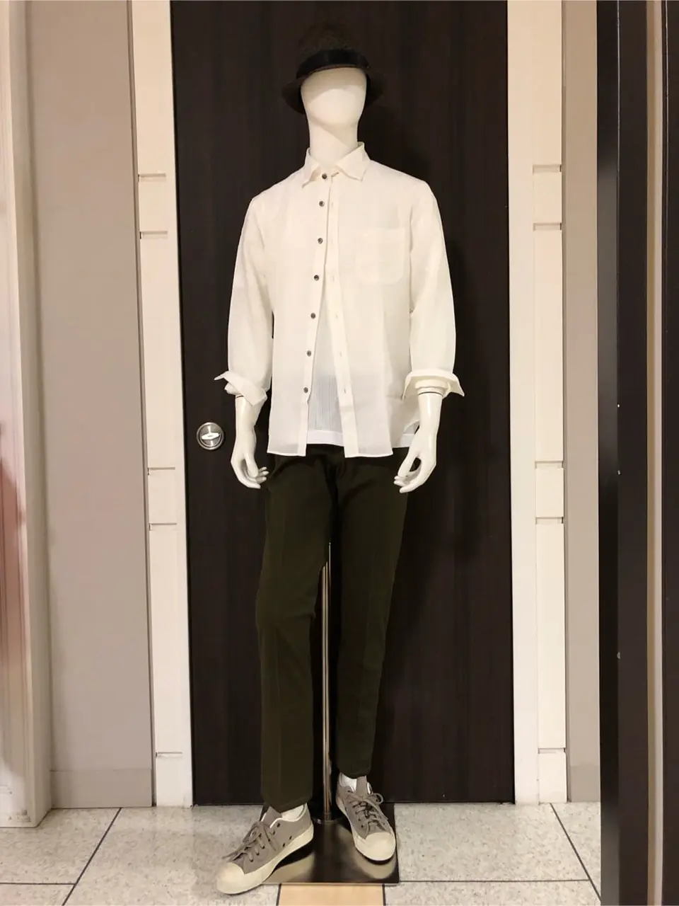 JOSEPH ABBOUD 山口 コーディネート画像