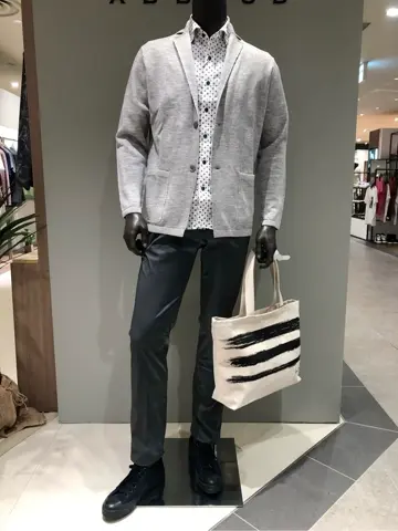 JOSEPH ABBOUD 川田 コーディネート画像