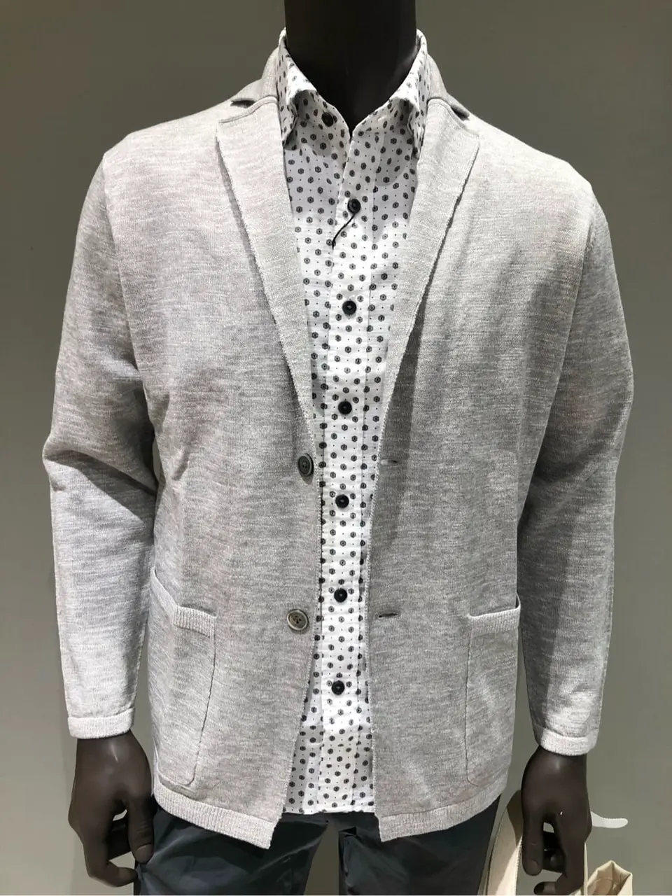 JOSEPH ABBOUD 川田 コーディネート画像