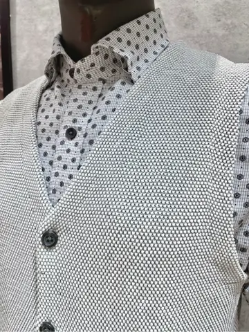 JOSEPH ABBOUD 二澤 コーディネート画像