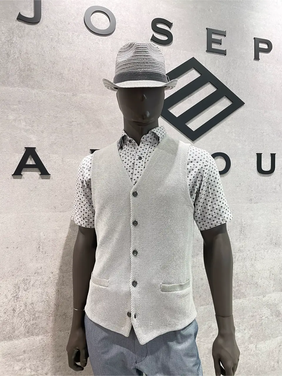 JOSEPH ABBOUD 東　 コーディネート画像