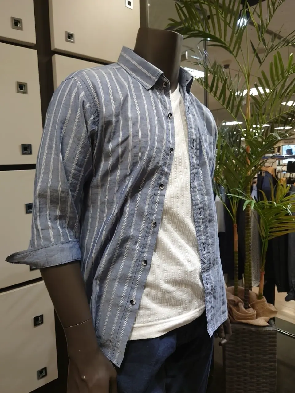 JOSEPH ABBOUD 石川 コーディネート画像