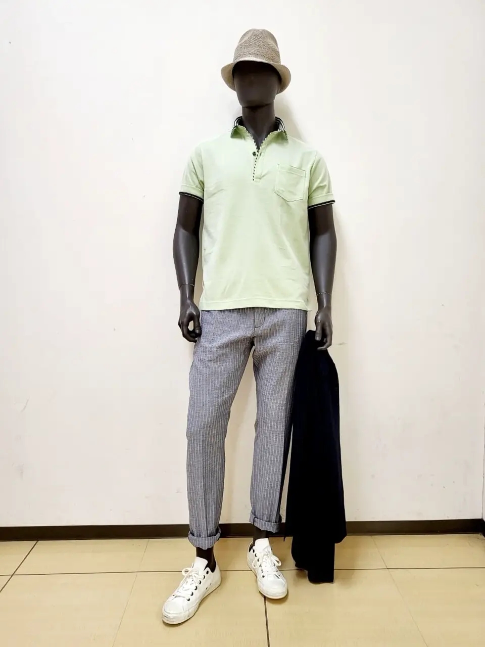  亀井 コーディネート画像