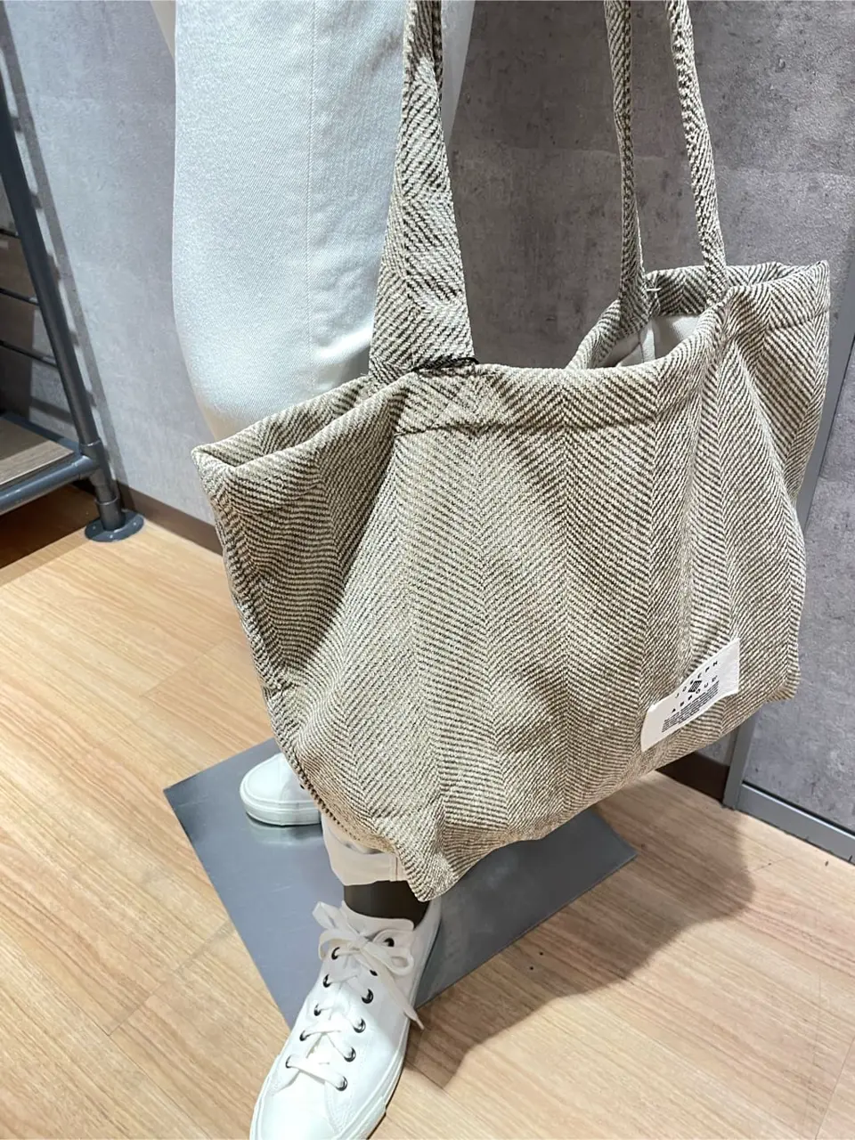 JOSEPH ABBOUD 東　 コーディネート画像