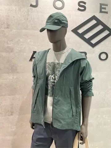 JOSEPH ABBOUD 東　 コーディネート画像