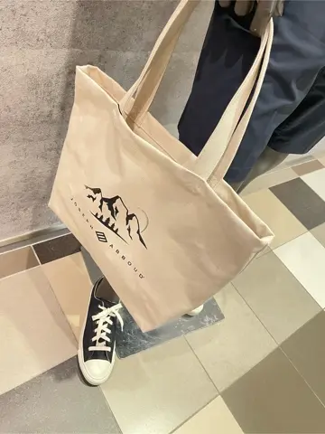 JOSEPH ABBOUD 東　 コーディネート画像