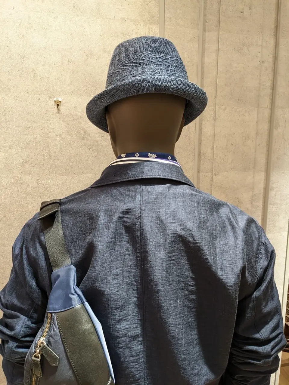 JOSEPH ABBOUD 大久 コーディネート画像