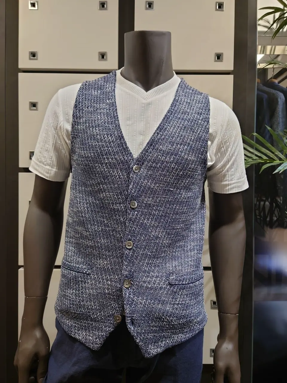 JOSEPH ABBOUD 石川 コーディネート画像