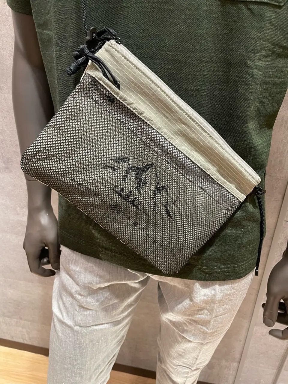 JOSEPH ABBOUD 東　 コーディネート画像