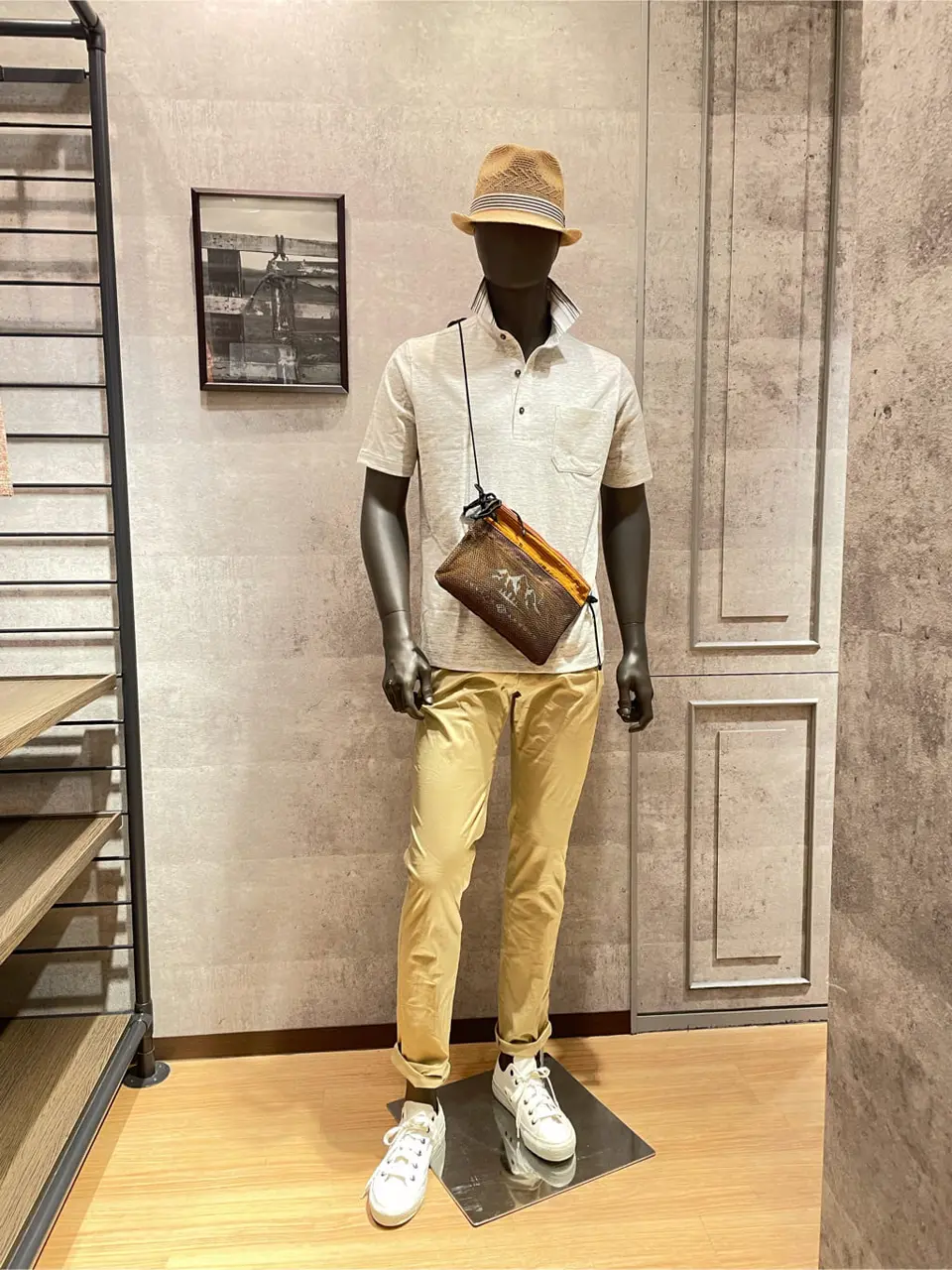  東　 コーディネート画像