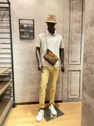 JOSEPH ABBOUD 東　 コーディネート画像