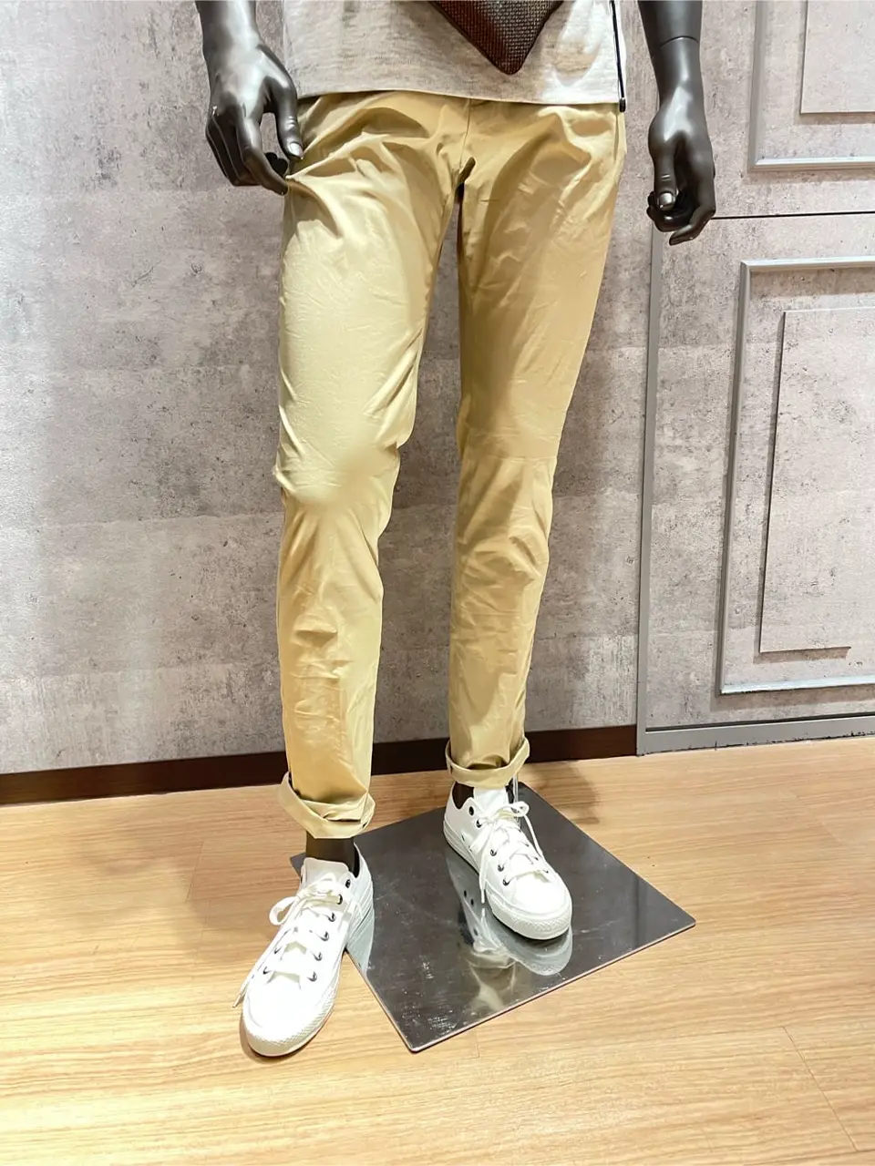 JOSEPH ABBOUD 東　 コーディネート画像