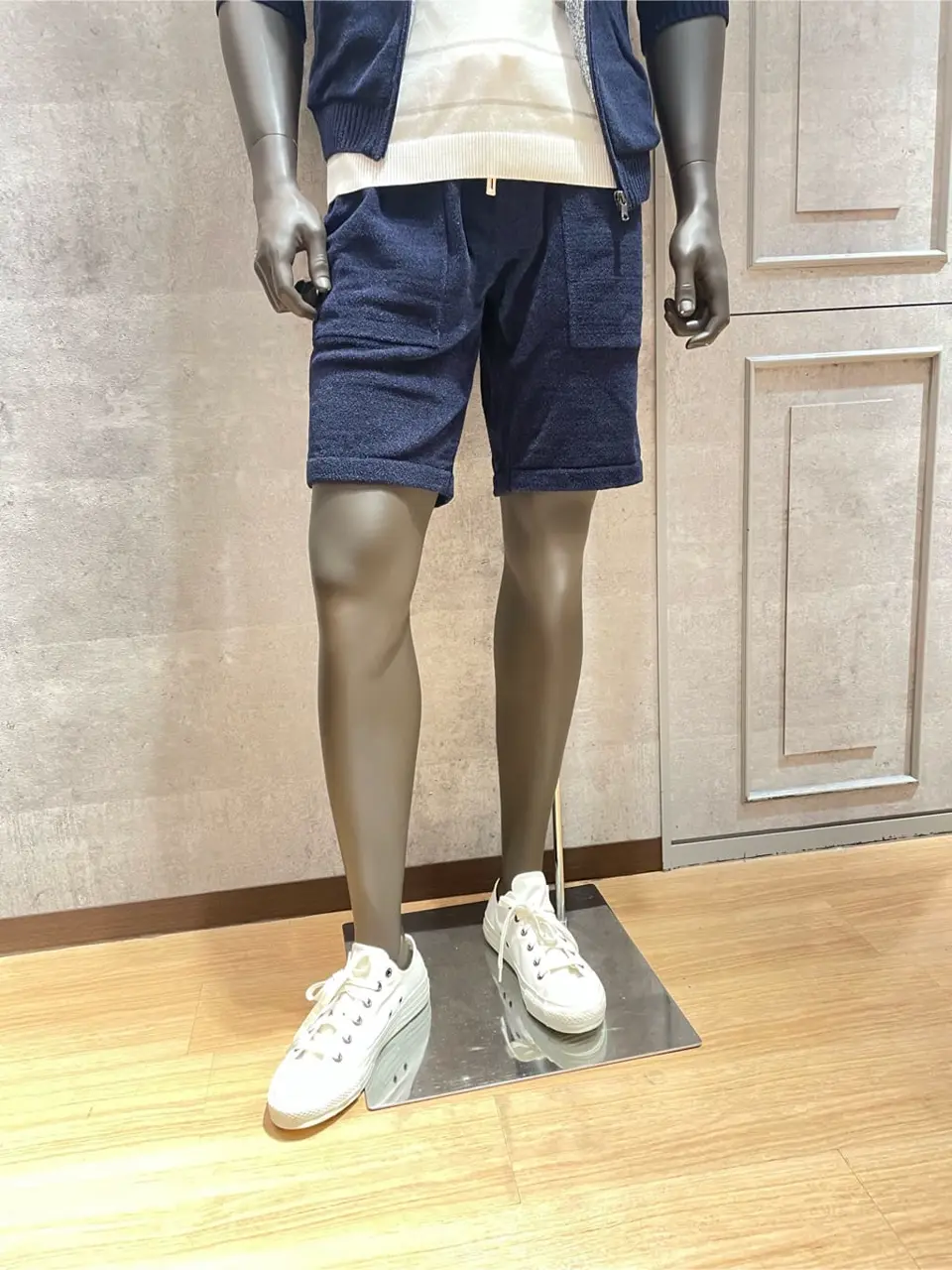 JOSEPH ABBOUD 東　 コーディネート画像