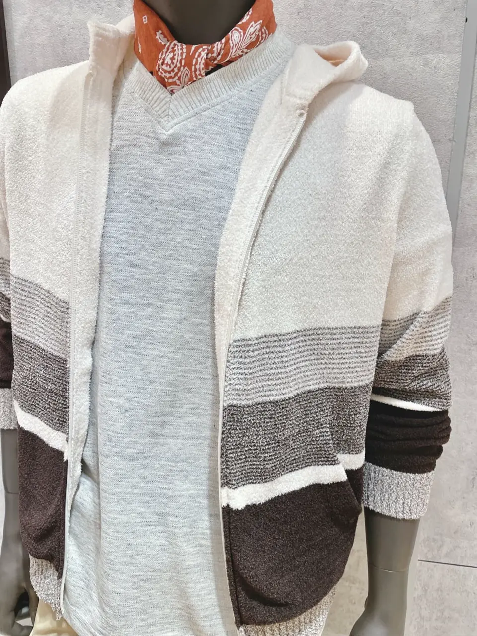 JOSEPH ABBOUD 二澤 コーディネート画像