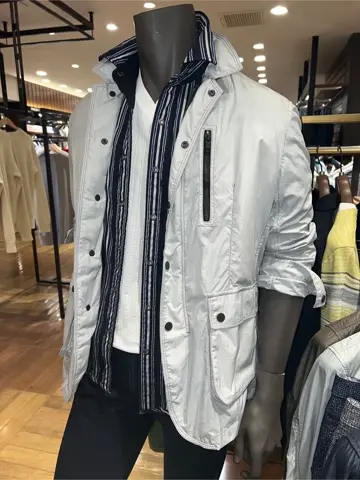 JOSEPH ABBOUD 新林 コーディネート画像
