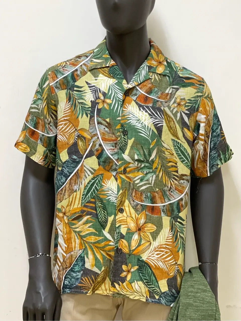 JOSEPH ABBOUD 金本 コーディネート画像