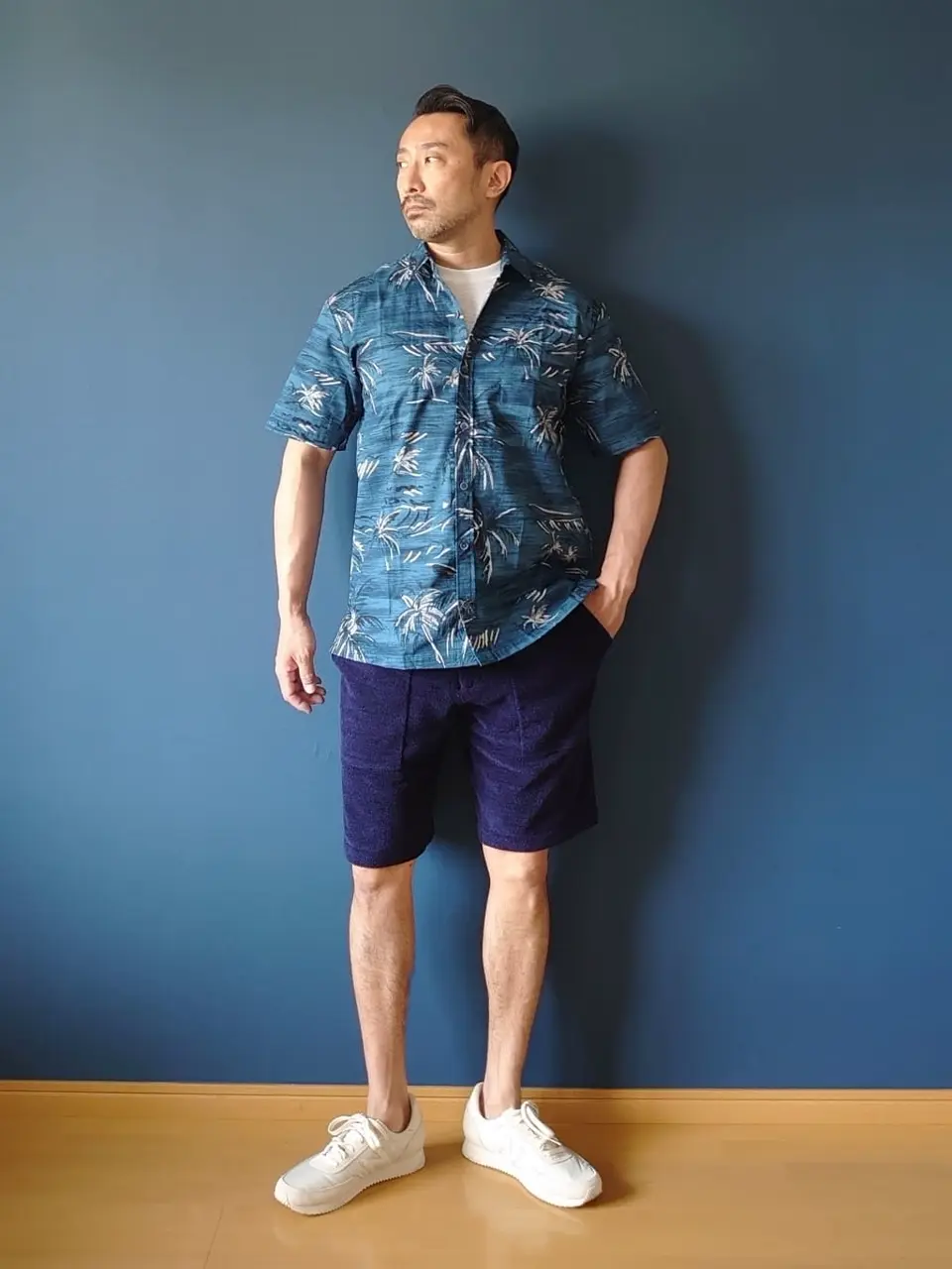 JOSEPH ABBOUD 安東 コーディネート画像