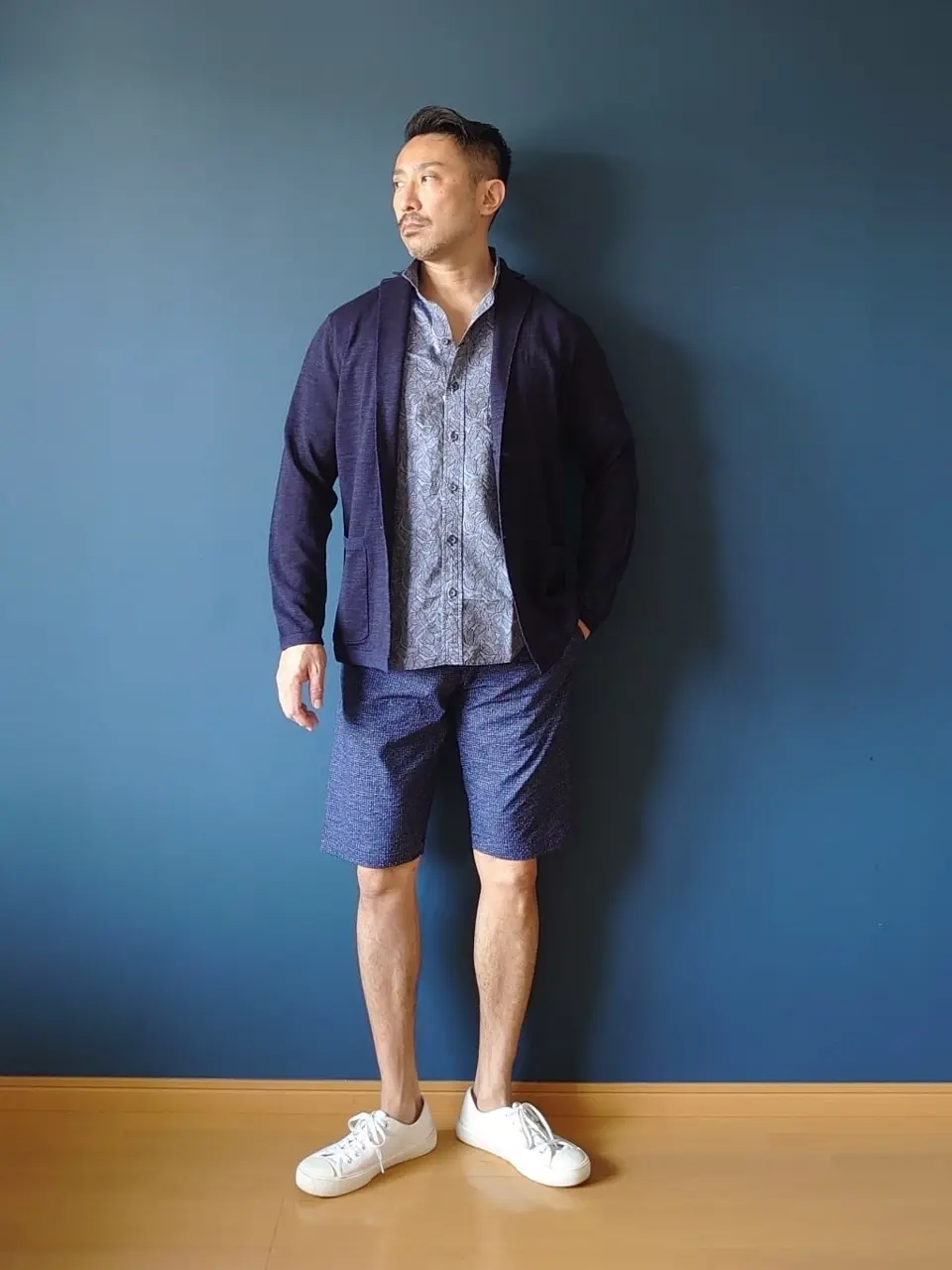 JOSEPH ABBOUD 安東 コーディネート画像