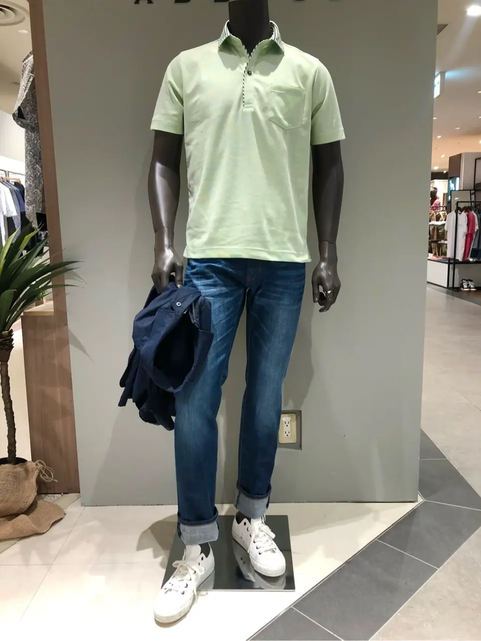 JOSEPH ABBOUD 川田 コーディネート画像