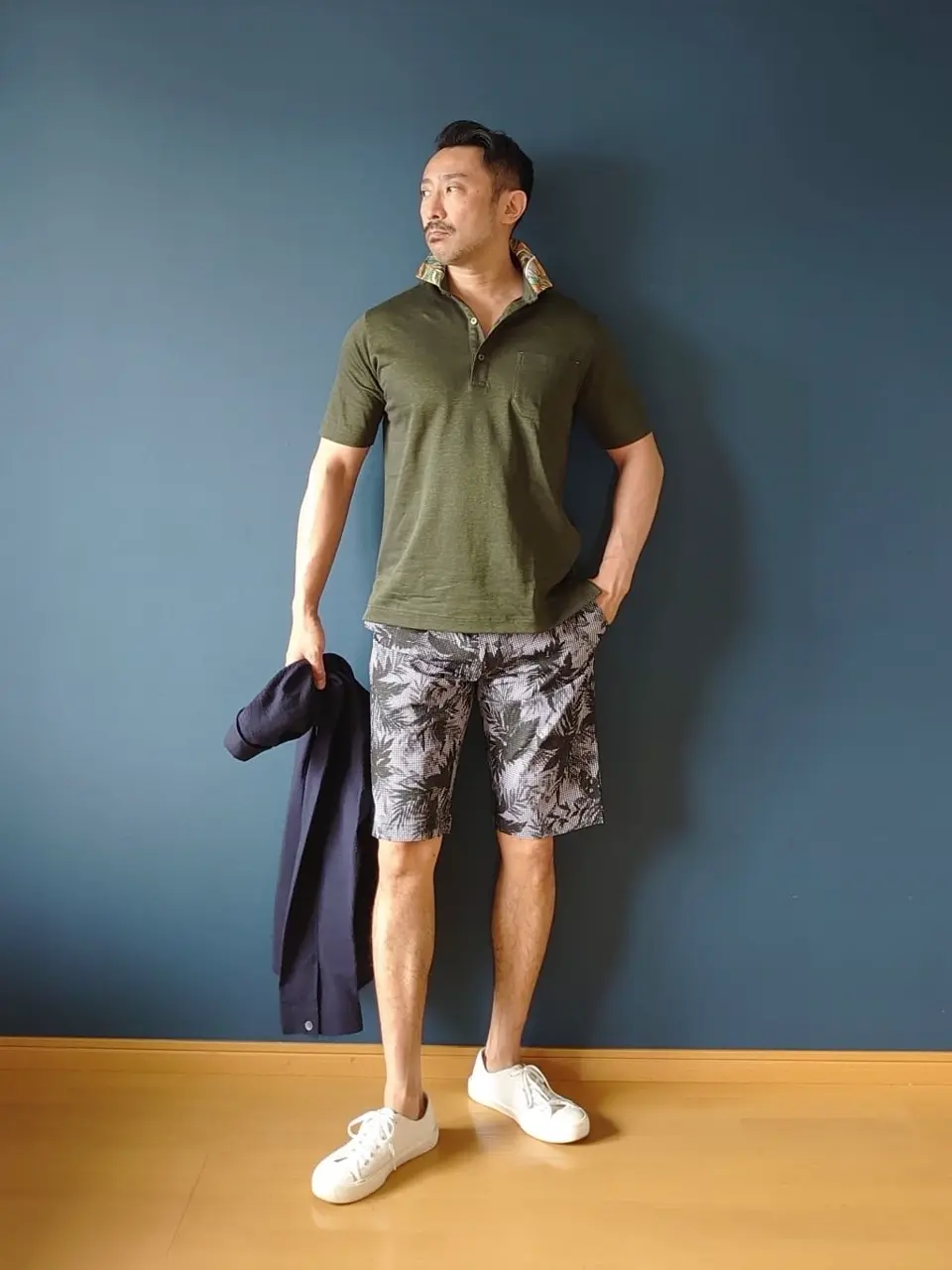 JOSEPH ABBOUD 安東 コーディネート画像