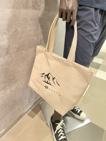 JOSEPH ABBOUD 東　 コーディネート画像