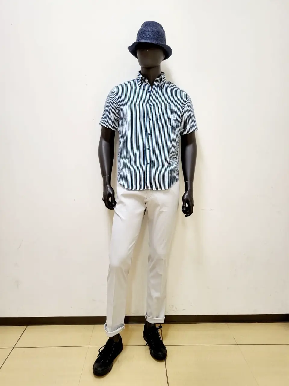  亀井 コーディネート画像