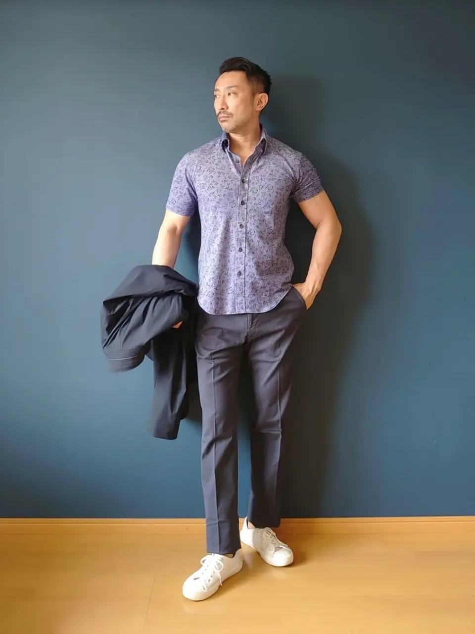 JOSEPH ABBOUD 安東 コーディネート画像