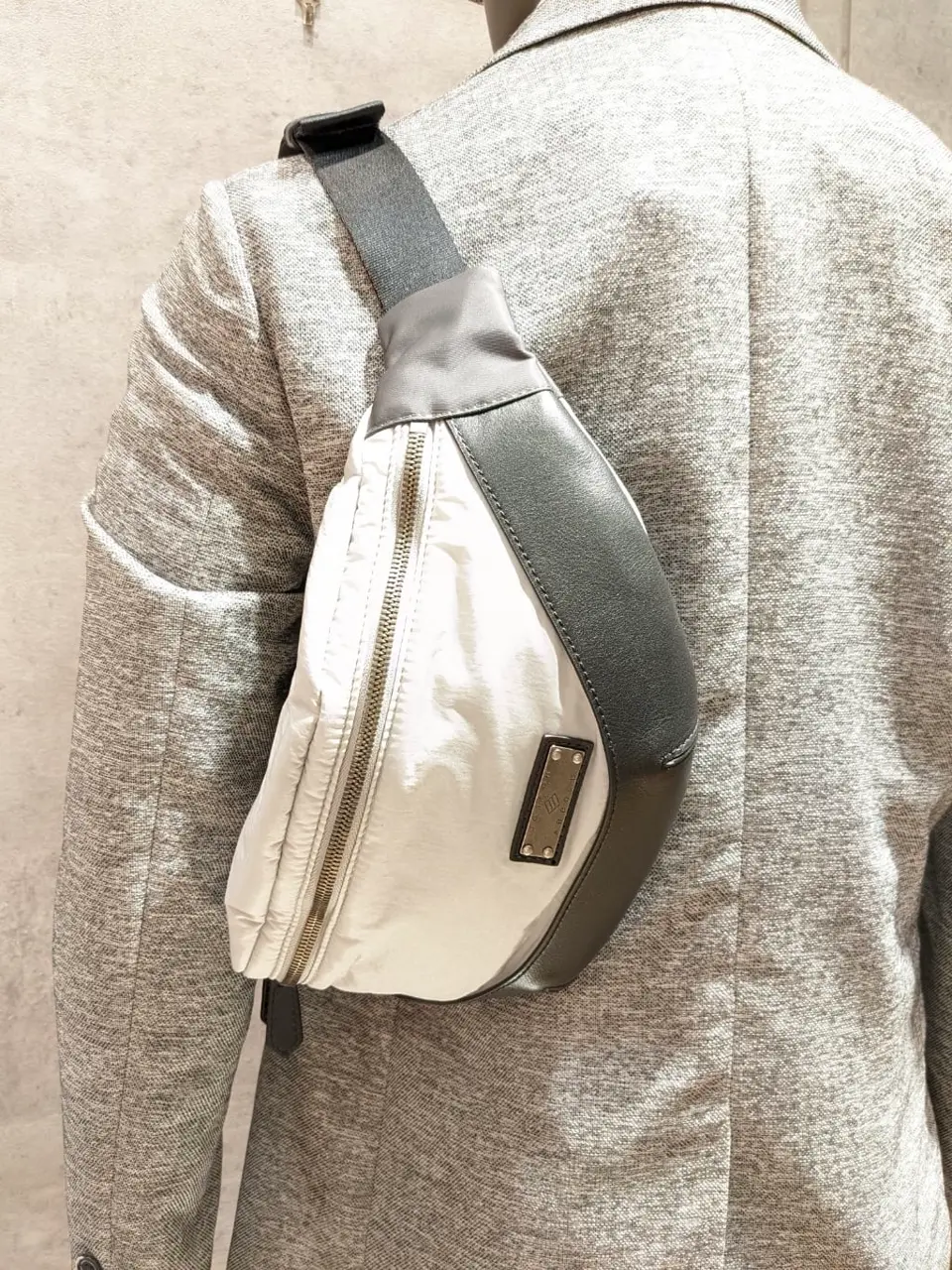 JOSEPH ABBOUD 大久 コーディネート画像