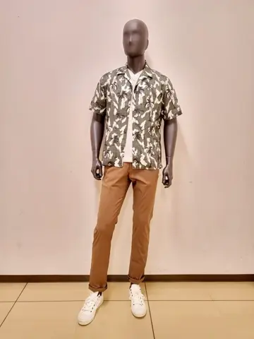 JOSEPH ABBOUD 亀井 コーディネート画像