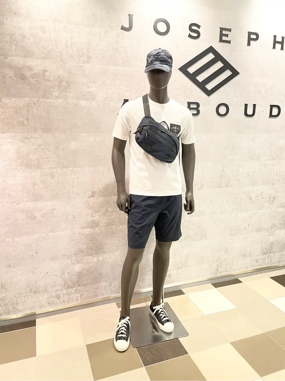  東　 コーディネート画像