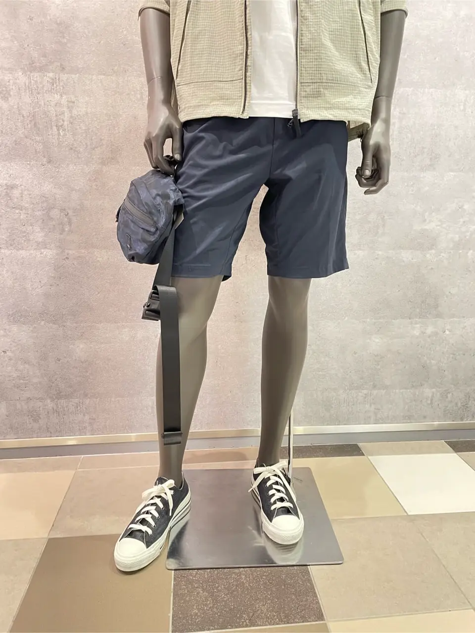 JOSEPH ABBOUD 東　 コーディネート画像