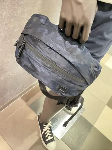 JOSEPH ABBOUD 東　 コーディネート画像