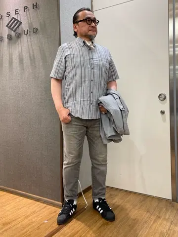 JOSEPH ABBOUD 辰見 コーディネート画像