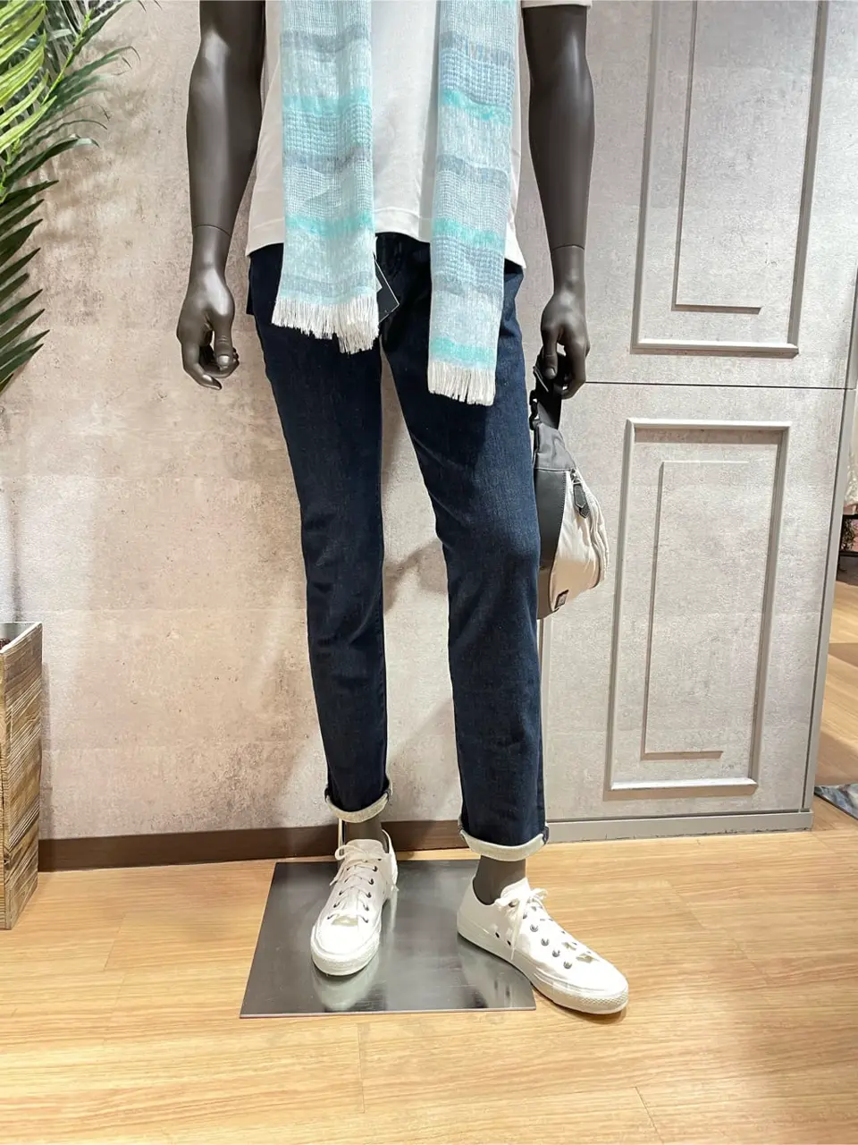 JOSEPH ABBOUD 東　 コーディネート画像