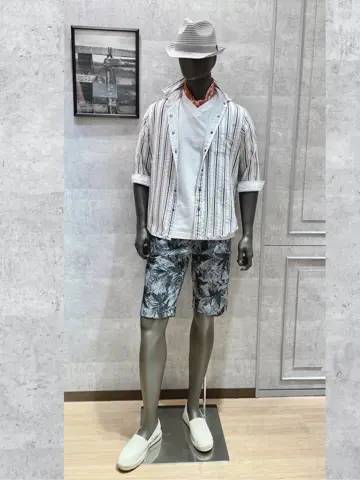 JOSEPH ABBOUD 二澤 コーディネート画像