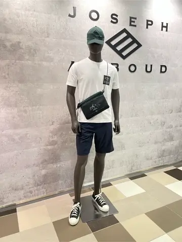 JOSEPH ABBOUD 東　 コーディネート画像