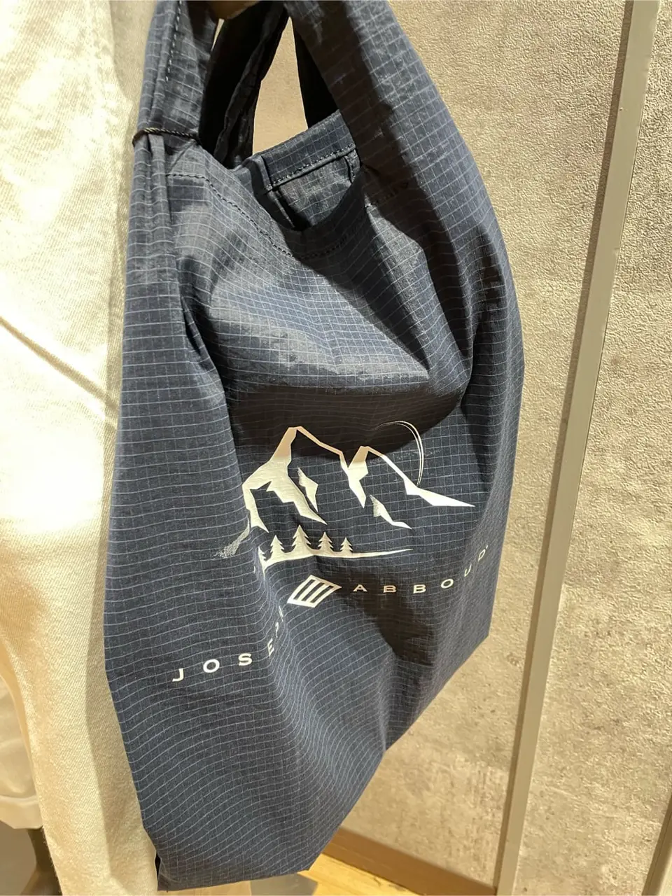 JOSEPH ABBOUD 東　 コーディネート画像