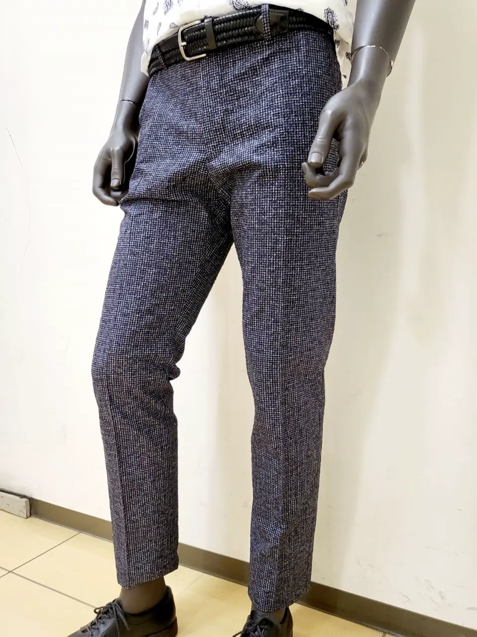 JOSEPH ABBOUD 亀井 コーディネート画像