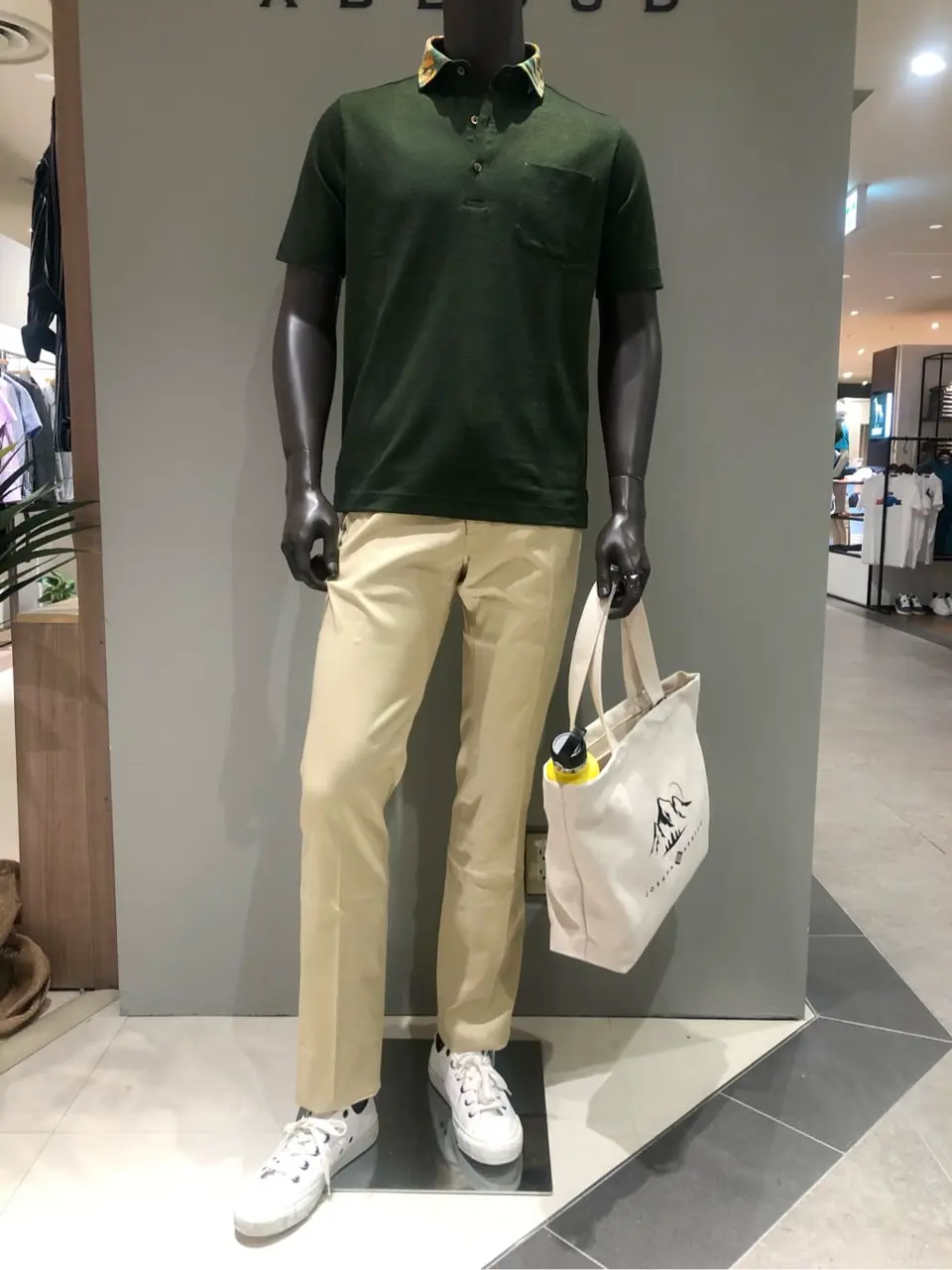 JOSEPH ABBOUD 川田 コーディネート画像