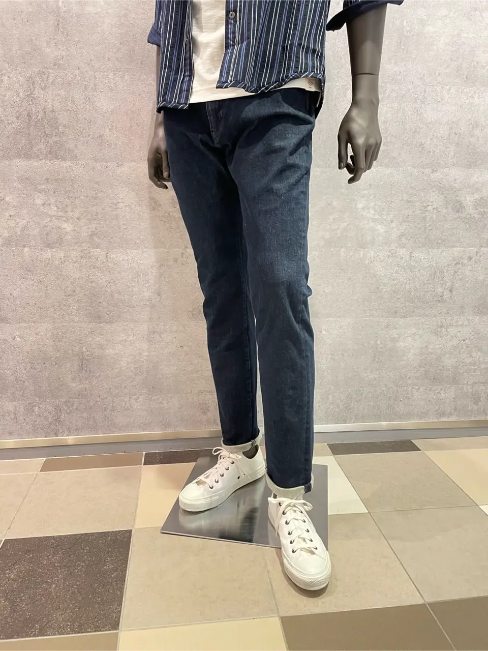 JOSEPH ABBOUD 東　 コーディネート画像