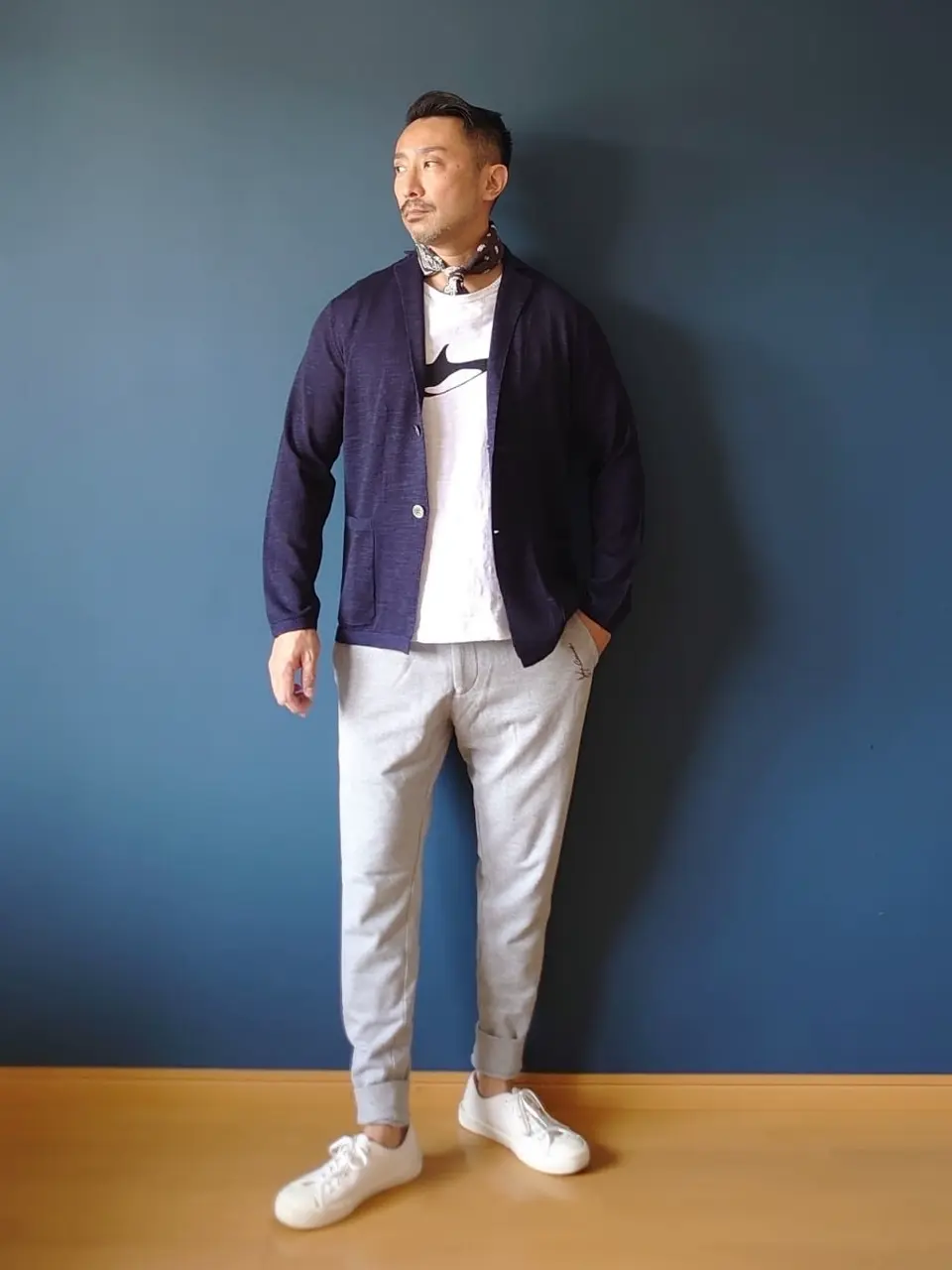 JOSEPH ABBOUD 安東 コーディネート画像