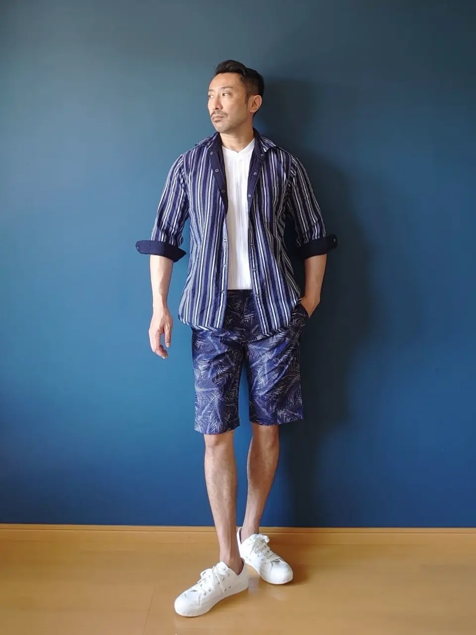 JOSEPH ABBOUD 安東 コーディネート画像