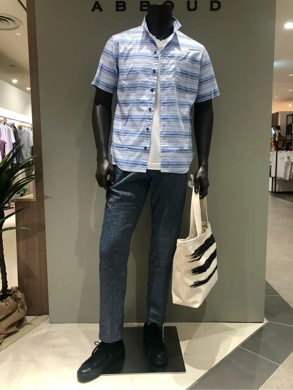 JOSEPH ABBOUD 川田 コーディネート画像