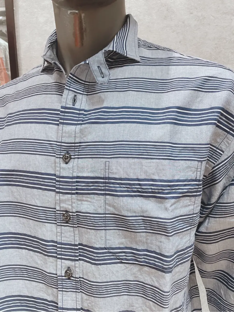 JOSEPH ABBOUD 二澤 コーディネート画像