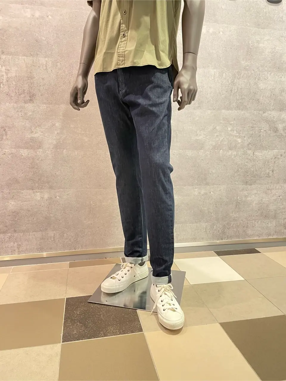 JOSEPH ABBOUD 東　 コーディネート画像