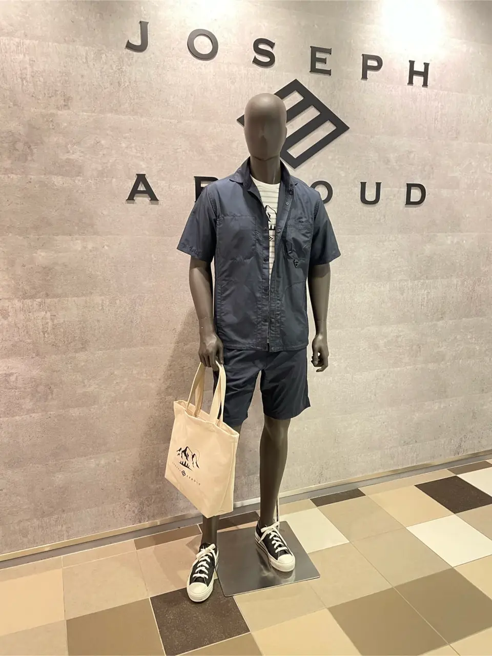  東　 コーディネート画像