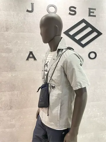 JOSEPH ABBOUD 東　 コーディネート画像